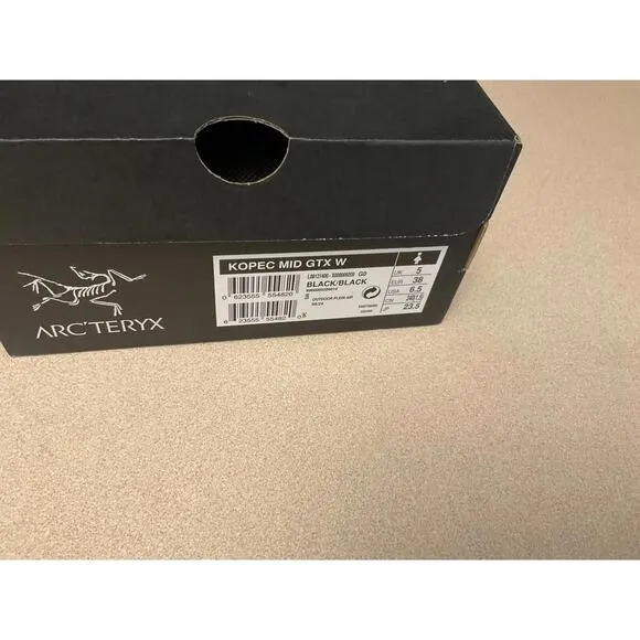New! Womens Arc'teryx Kopec Mid GTX Gore-Tex Hiking Boots. Size 6.5. Awesome!