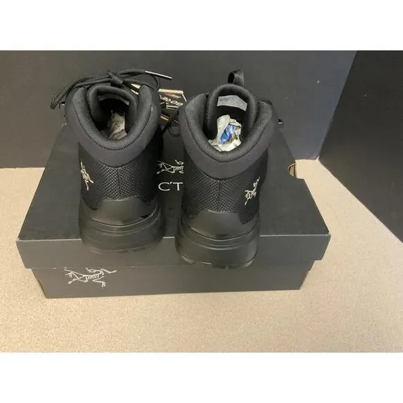 New! Womens Arc'teryx Kopec Mid GTX Gore-Tex Hiking Boots. Size 6.5. Awesome!