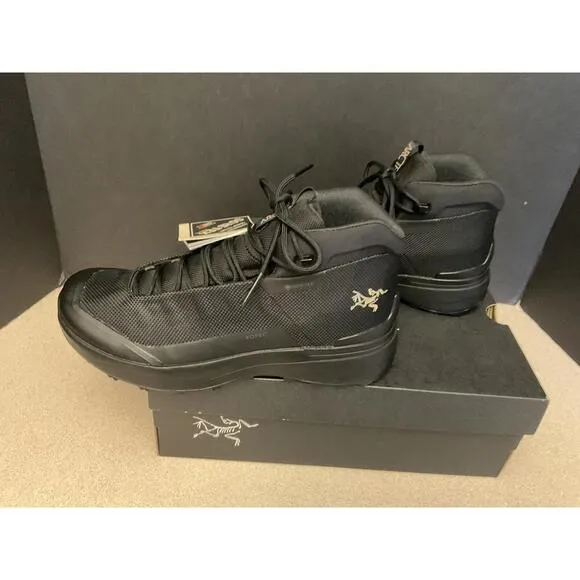 New! Womens Arc'teryx Kopec Mid GTX Gore-Tex Hiking Boots. Size 6.5. Awesome!