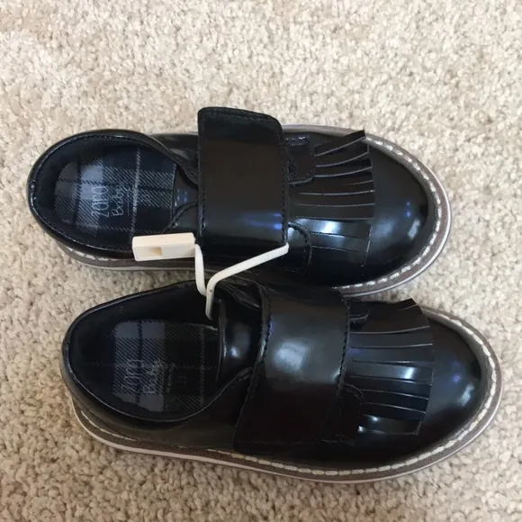 New! ZARA baby girl black slip on Velcro shoes