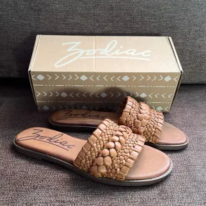 New Zodiac Coleen Slide-on Sandal Size 7.5 in Caramel