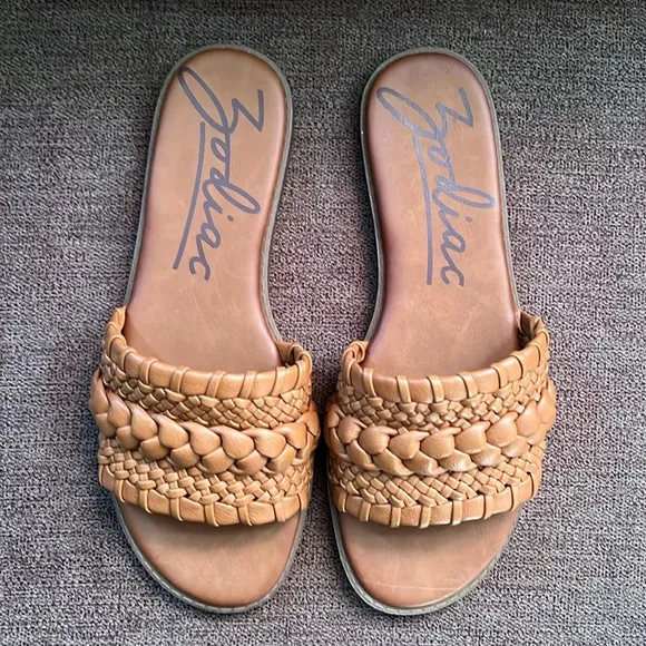 New Zodiac Coleen Slide-on Sandal Size 7.5 in Caramel