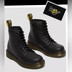 🔥NEW🔥DR MARTENS JUNIOR 1460 SOFTY T LEATHER LACE UP BOOTS Size Youth 3 nwot