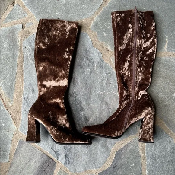 New🌟Jeffrey Campbell Naissance Boots  Taupe