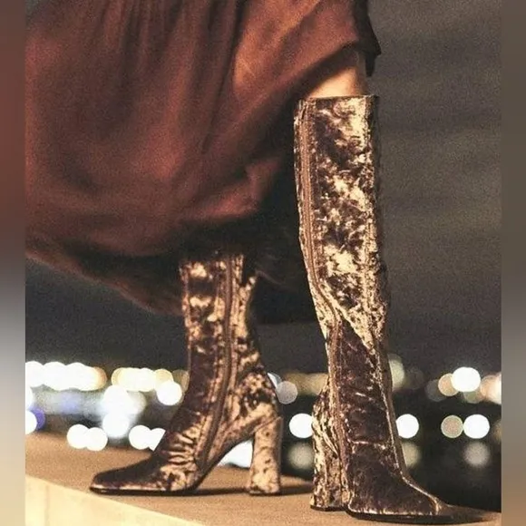 New🌟Jeffrey Campbell Naissance Boots  Taupe
