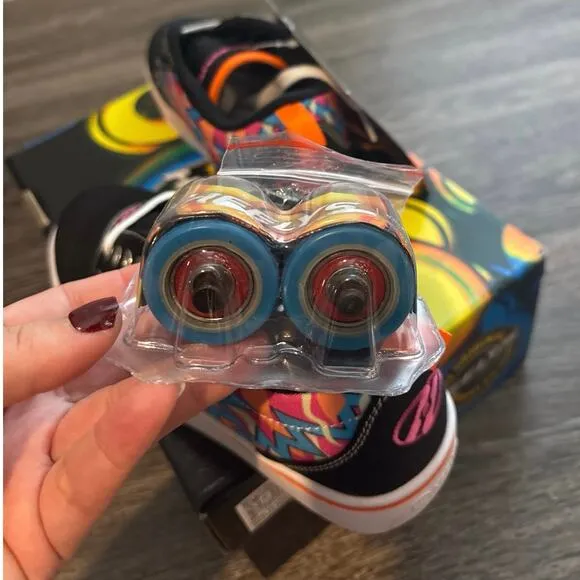 NIB Heelys Pro 20 Flames Chevron Prints Sneaker Size 3 Youth