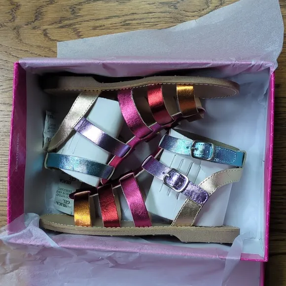 NIB Kelly &amp; Katie Chloe Gladiator Rainbow Sandal Kids Size 1