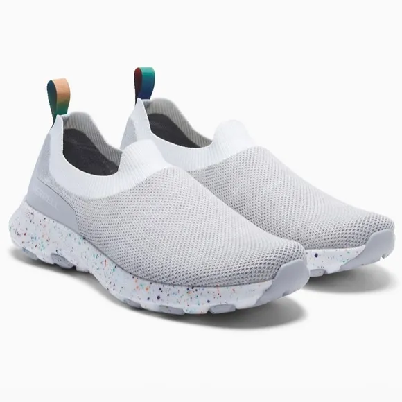 NIB Merrell Cloud Moc Knit Slip On Sneakers Shoes Confetti Pride Mens 10M 44