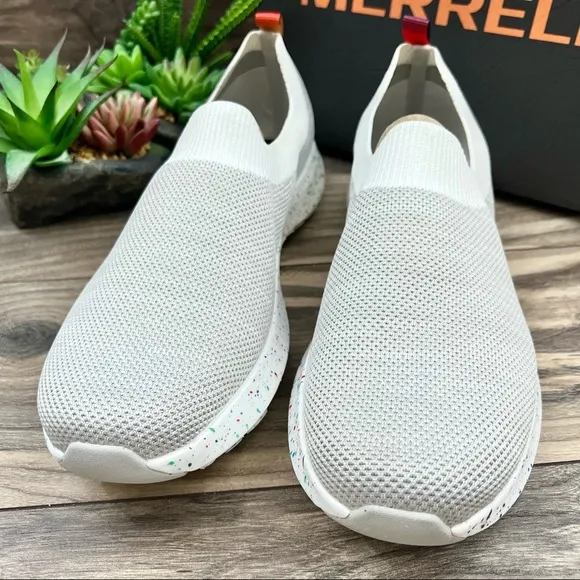 NIB Merrell Cloud Moc Knit Slip On Sneakers Shoes Confetti Pride Mens 10M 44