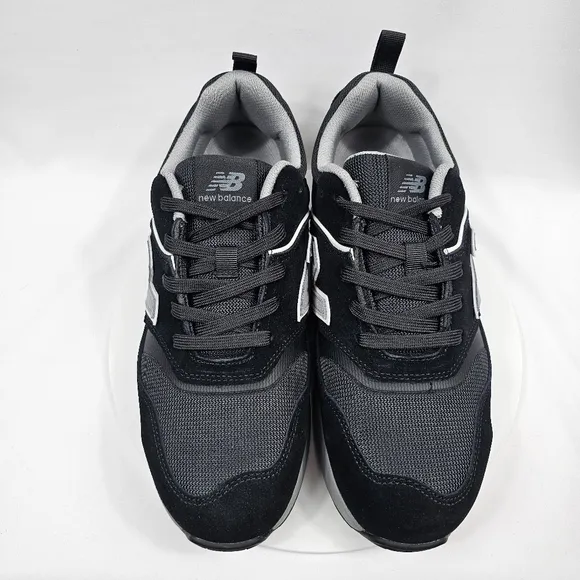 NIB New Balance Elite Lite Comp Toe Sneakers Tennis Shoes Black Gray 10.5 D