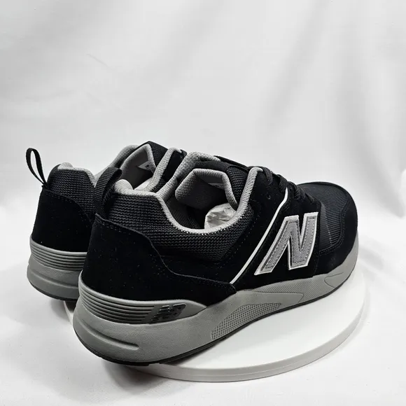 NIB New Balance Elite Lite Comp Toe Sneakers Tennis Shoes Black Gray 10.5 D
