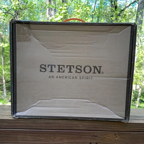 NIB NWOT Stetson Handcrafted Leather &amp; Python Cowboy Boots, Wing &amp; Cross Overlay