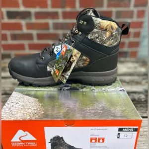 NIB Ozark Trail Realtree Camouflage Leather Waterproof Size 12 Hunting Boots