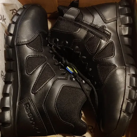 NIB Reebok Sublite Cushion Tactile Boots 6'' WIDE
