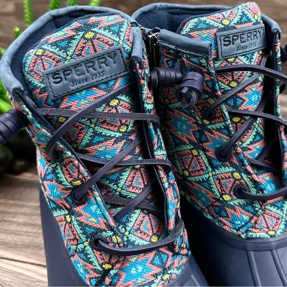 NIB Sperry Saltwater Serape Textile Geometric Navy Waterproof Duck Rain Boots