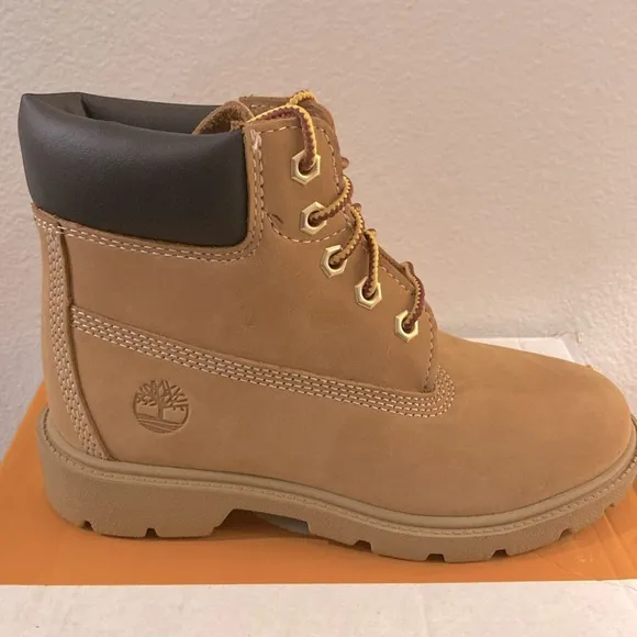 NIB [Timberland] Waterproof Classic Work Boot in Wheat 6&quot; Little Kids Size 13.0