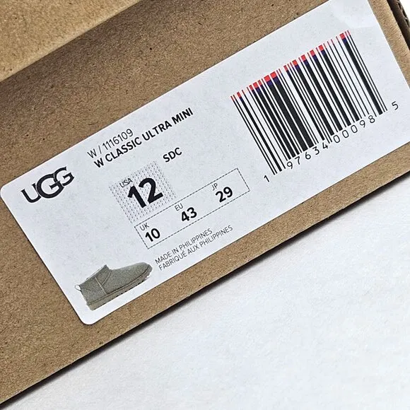 NIB UGG Women’s Classic Ultra Mini Boots in Shaded Clover