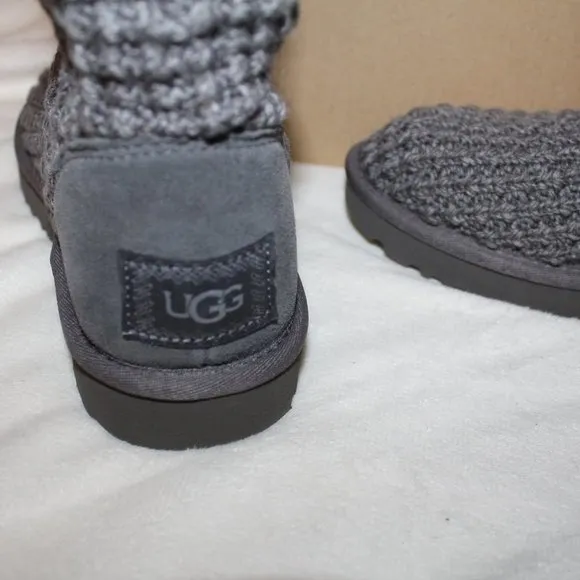 NIB‎ UGG WOMEN'S SOLENE TALL KNIT SWEATER BOOTS GRAY