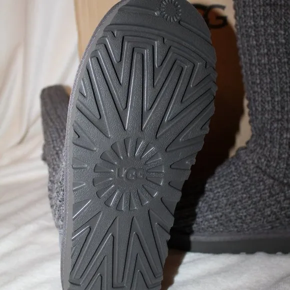 NIB‎ UGG WOMEN'S SOLENE TALL KNIT SWEATER BOOTS GRAY