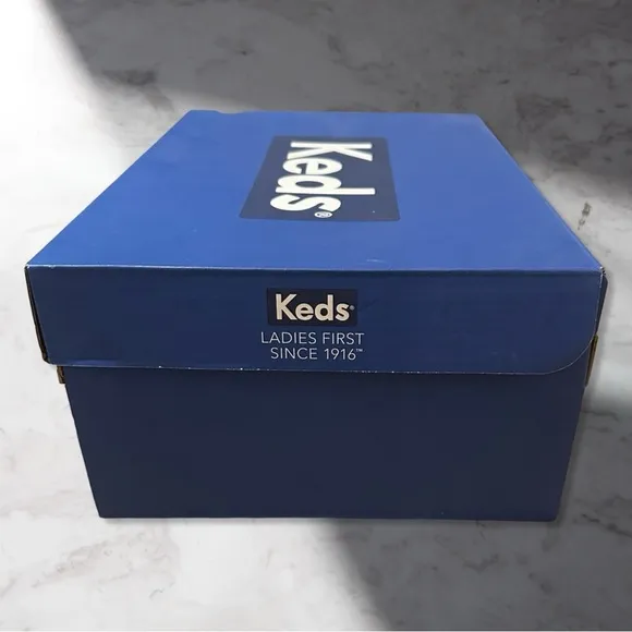 NIB Women’s KEDS Scout Boot II Water Resistant W/ Dream Foam Matte Gray Size 11