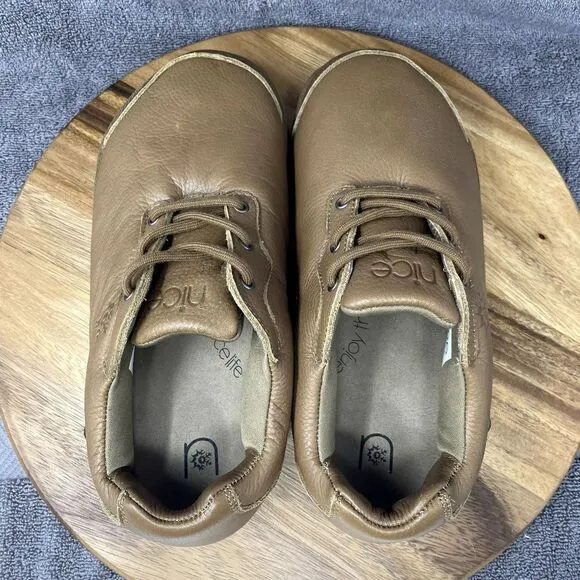 Nice Shell Beach Strut Wood Men's Size 10 Brown Leather Shoe Surfing California
