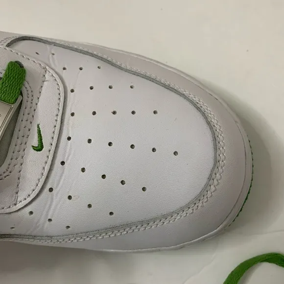 Nike Air Force 1 '07 Shoes &quot;Candy Apple&quot; White Chlorophyll Green DH7561-105