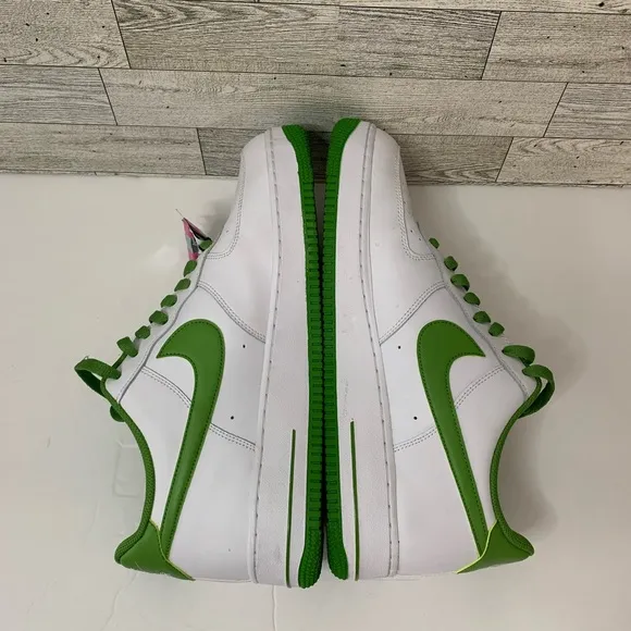 Nike Air Force 1 '07 Shoes &quot;Candy Apple&quot; White Chlorophyll Green DH7561-105