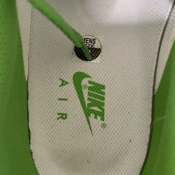 Nike Air Force 1 '07 Shoes &quot;Candy Apple&quot; White Chlorophyll Green DH7561-105