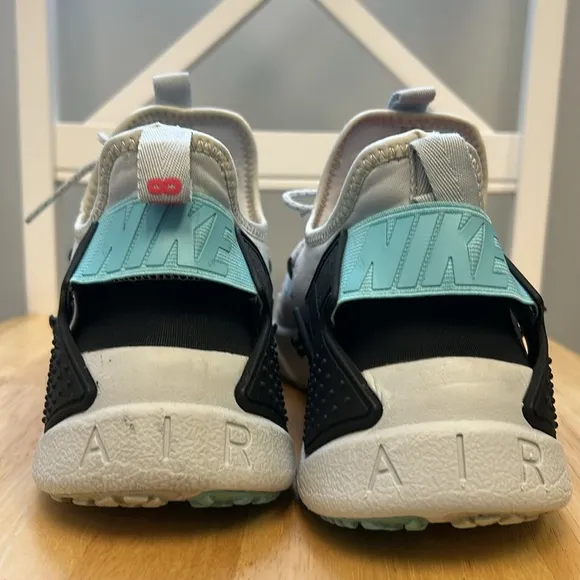 Nike Air Huarache Drift South Beach Size 9