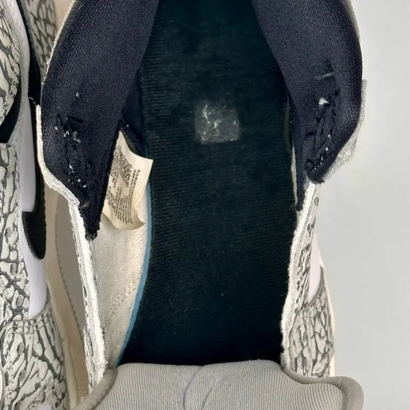Nike Air Jordan 1 High OG, Tech Grey/Black/White, Elephant, Big Kids Size 6Y