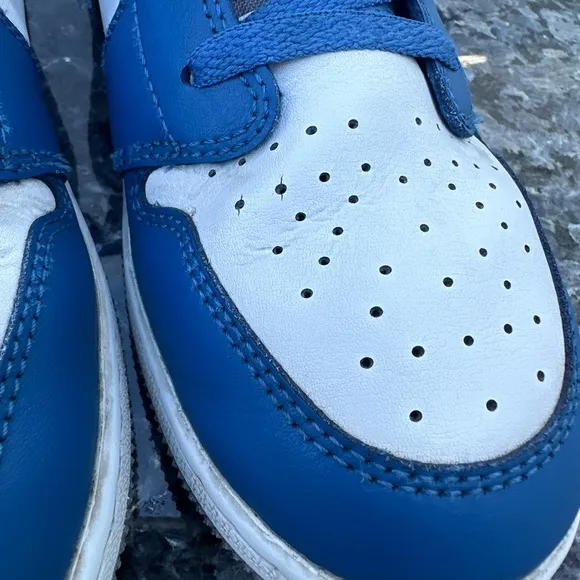Nike Air Jordan 1 Low True Blue Grey White Shoes 553560-412 (GS) Size 6.5 Y.