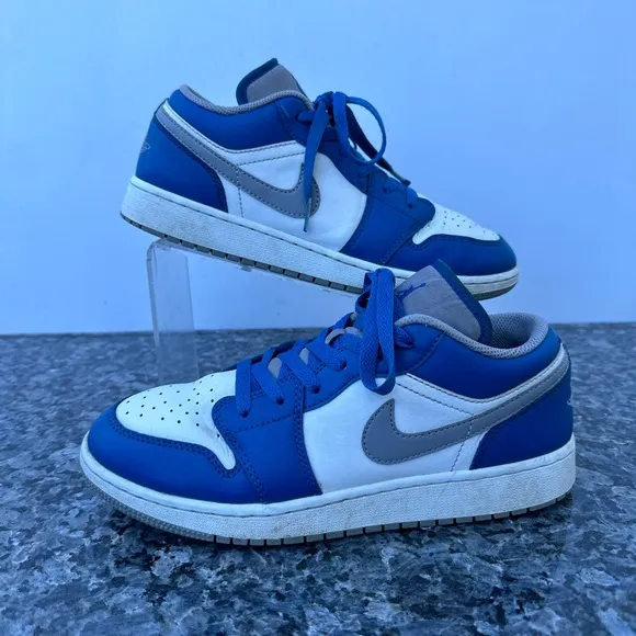 Nike Air Jordan 1 Low True Blue Grey White Shoes 553560-412 (GS) Size 6.5 Y.