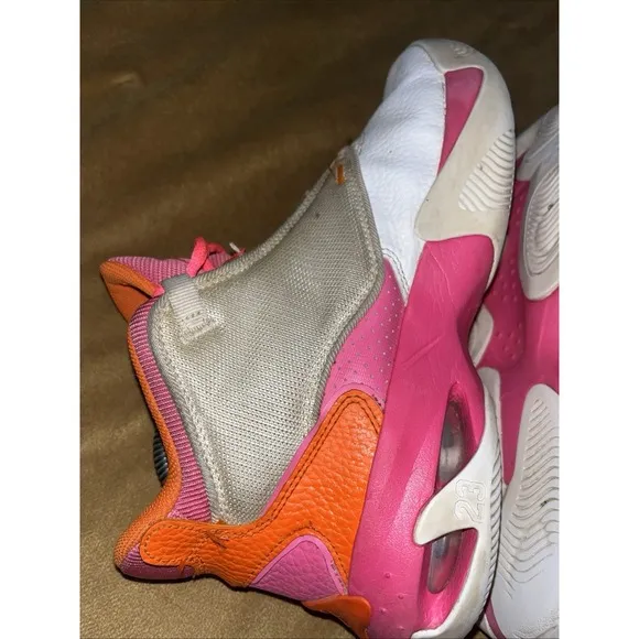 Nike Air Jordan Max Aura 4 DV0490-168 Basketball Shoes Boys Sz 6.5Y / Women Sz 8