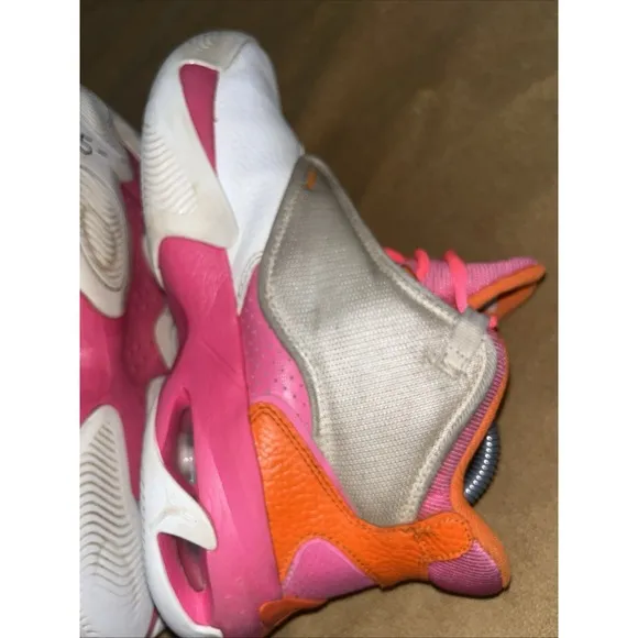 Nike Air Jordan Max Aura 4 DV0490-168 Basketball Shoes Boys Sz 6.5Y / Women Sz 8