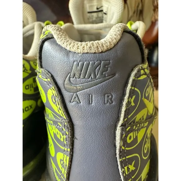 Nike Air Max 95‎ Neon Green &amp; Gray Sneakers Athletic Shoes Youth Size 6.5Y