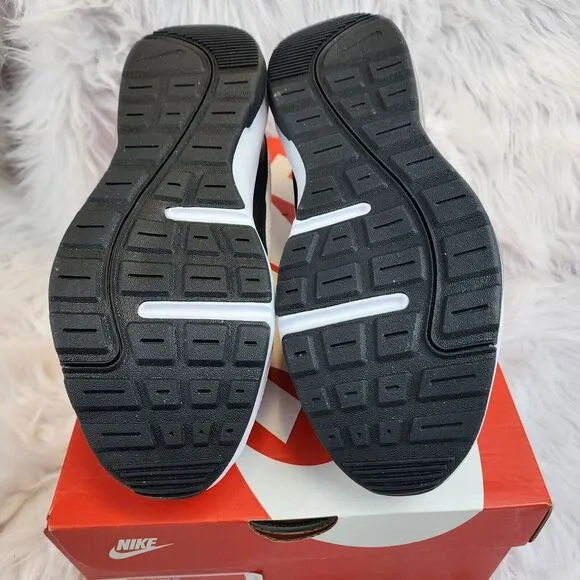 Nike Air Max Ap Size 9 Mens Shoes CU4826 100