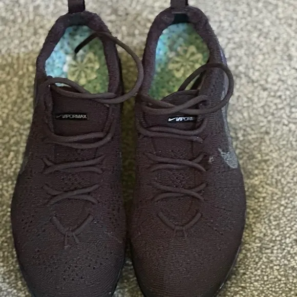 NIKE AIR VAPORMAX FLYKNIT RUNNING SHOES
