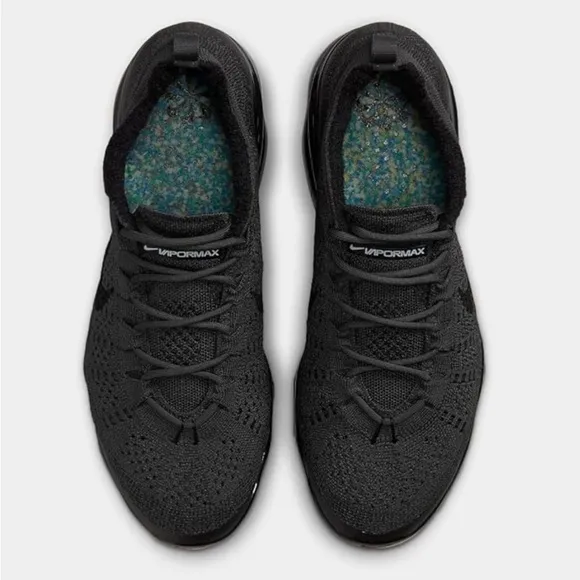 NIKE AIR VAPORMAX FLYKNIT RUNNING SHOES