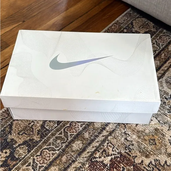 Nike Athletic Shoes Brown and Orange Modern Design
