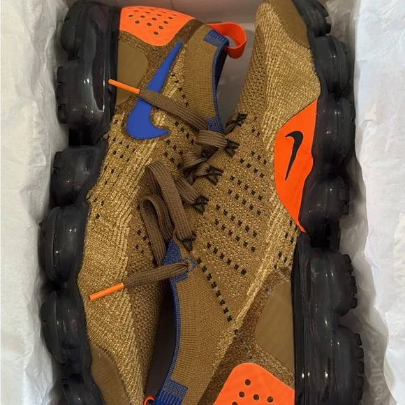Nike Athletic Shoes Brown and Orange Modern Design