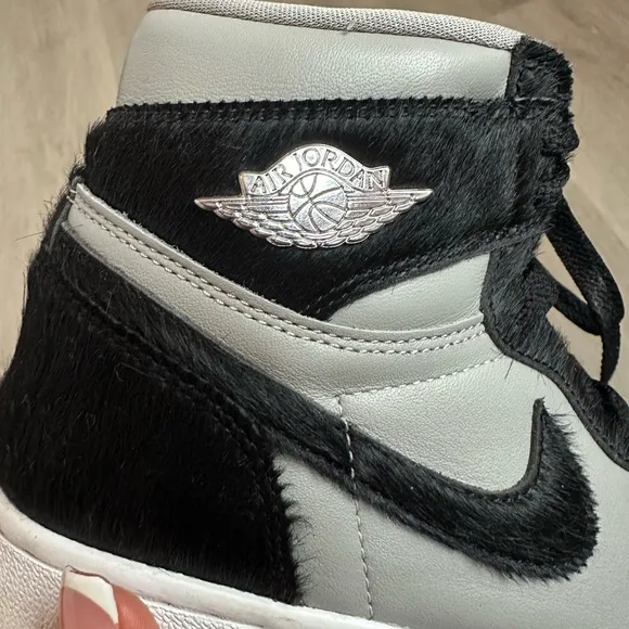 Nike  Black and Gray Air Jordan Retro  High-Top Sneakers  women’s size 8