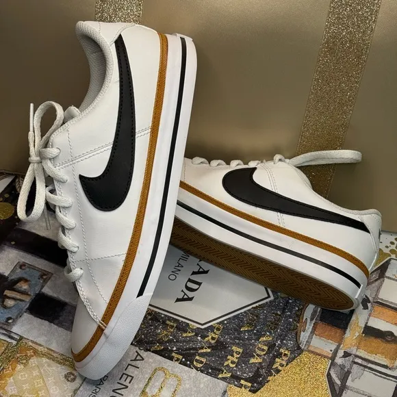 Nike Court Legacy White Desert Orchre