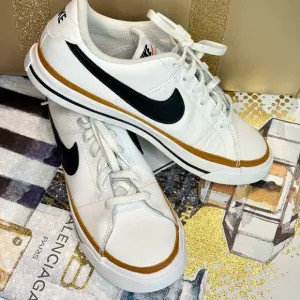 Nike Court Legacy White Desert Orchre