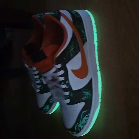 NIKE Dunk Low Retro PRM Halloween (2021) - Mens Size 9