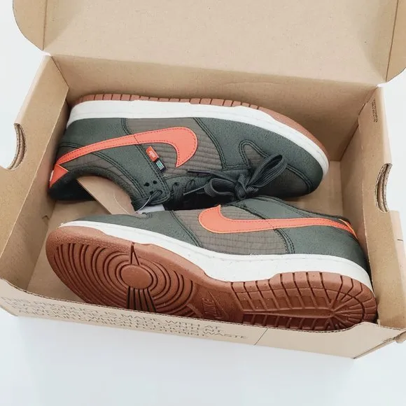 Nike Dunk Low SE GS Orange Medium Olive