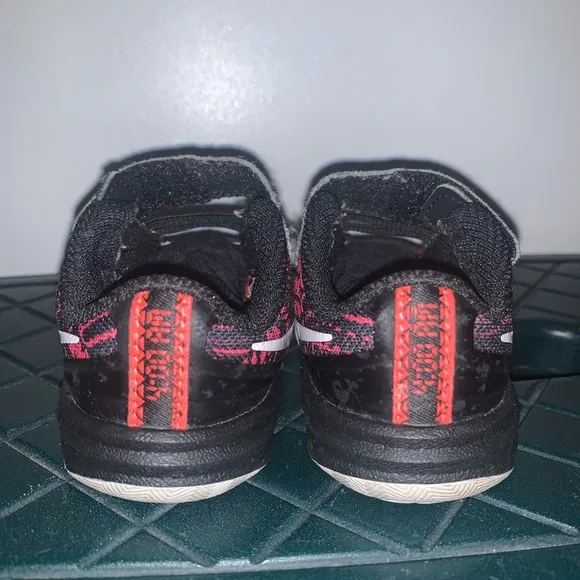 Nike Kobe Bryant Mentality Bright crimson toddler shoes