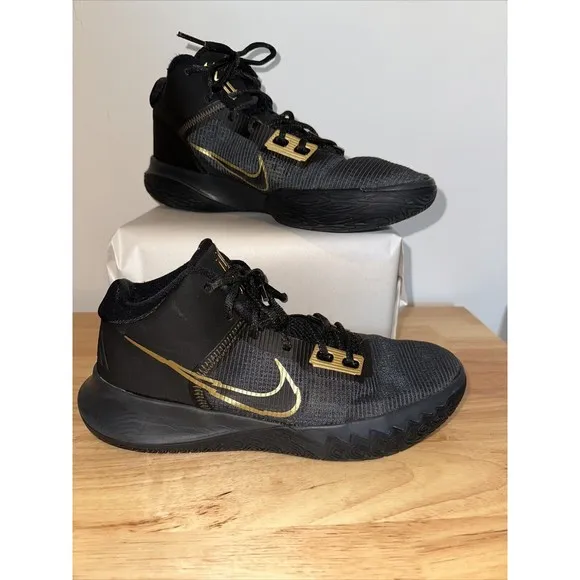 Nike Kyrie Flytrap 4 Black Metallic Gold 2021 ct1972-005 Size 9 EUC