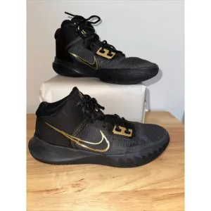 Nike Kyrie Flytrap 4 Black Metallic Gold 2021 ct1972-005 Size 9 EUC