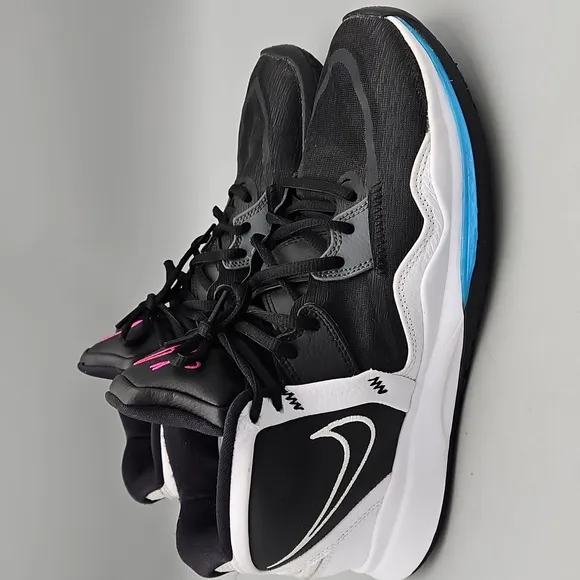 Nike Kyrie Infinity South Beach Mens Basketball Shoes CZ0204 003 Men size 9.5