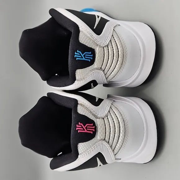 Nike Kyrie Infinity South Beach Mens Basketball Shoes CZ0204 003 Men size 9.5